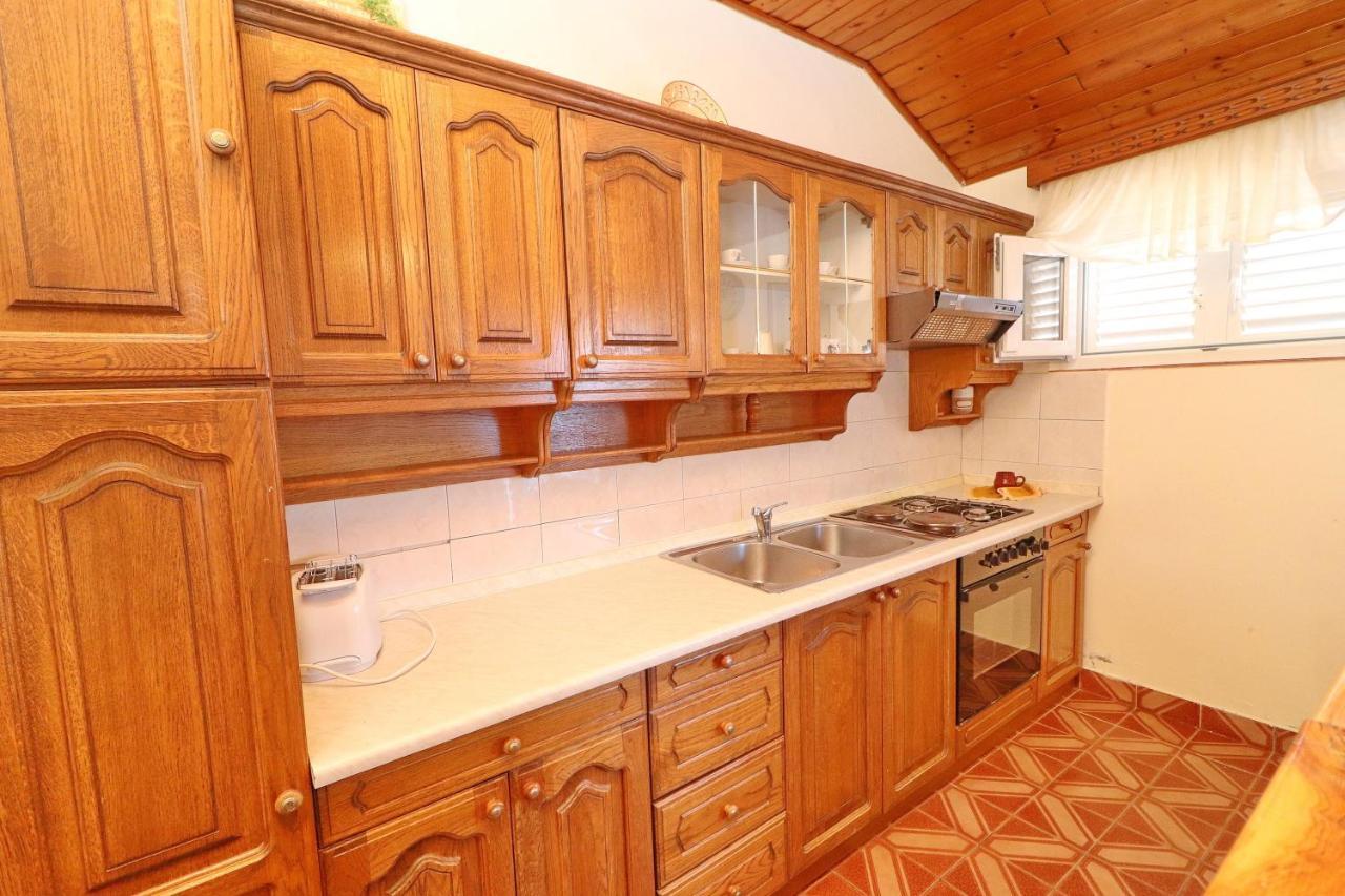 Apartment Peselj *